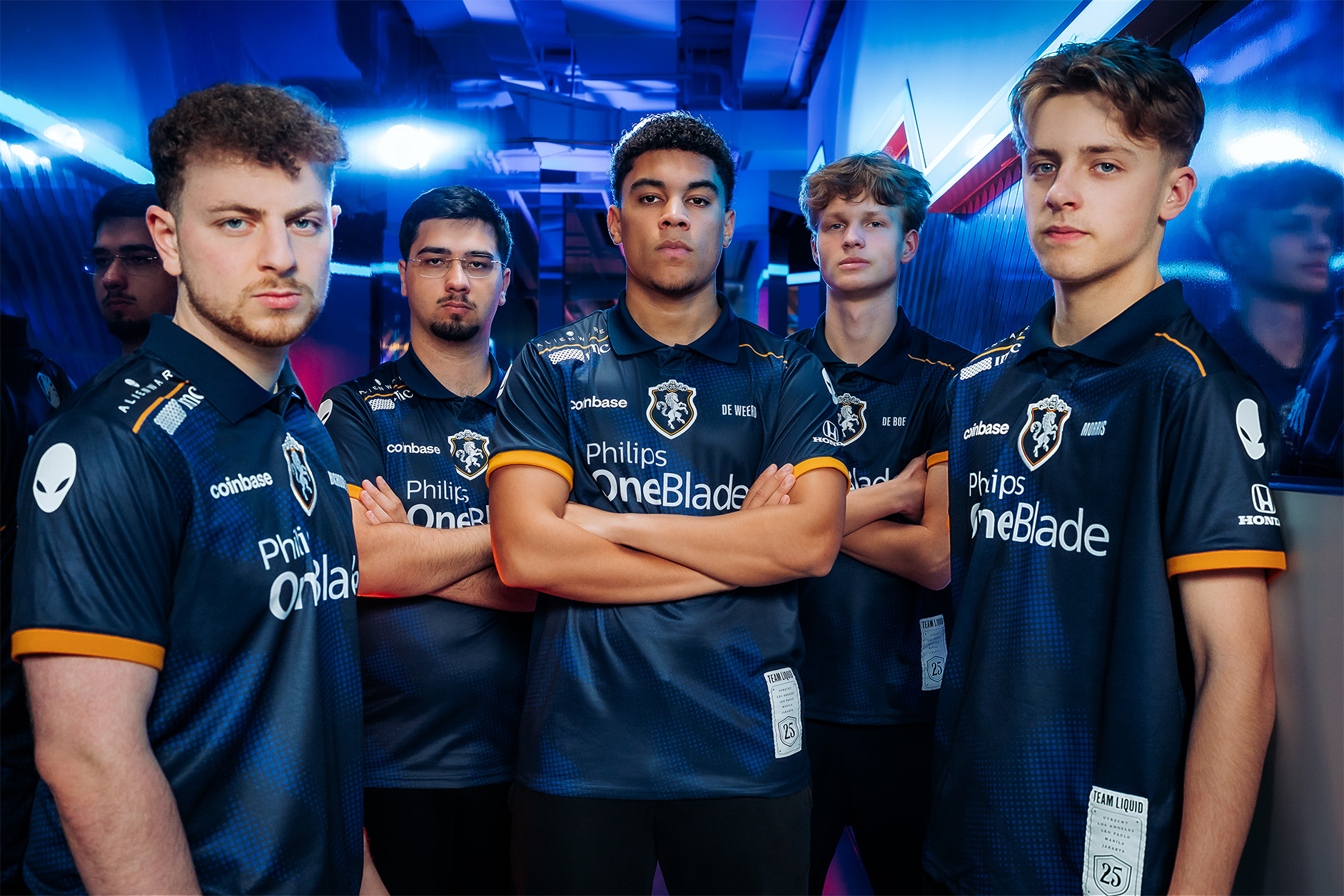 Image of the Team Gullit players, including Levi de Weerd, Manuel Bachoore, Emre Yilmaz, Chris de Boer.